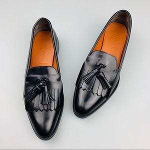 Everlane Classic Black Loafers with Tassels